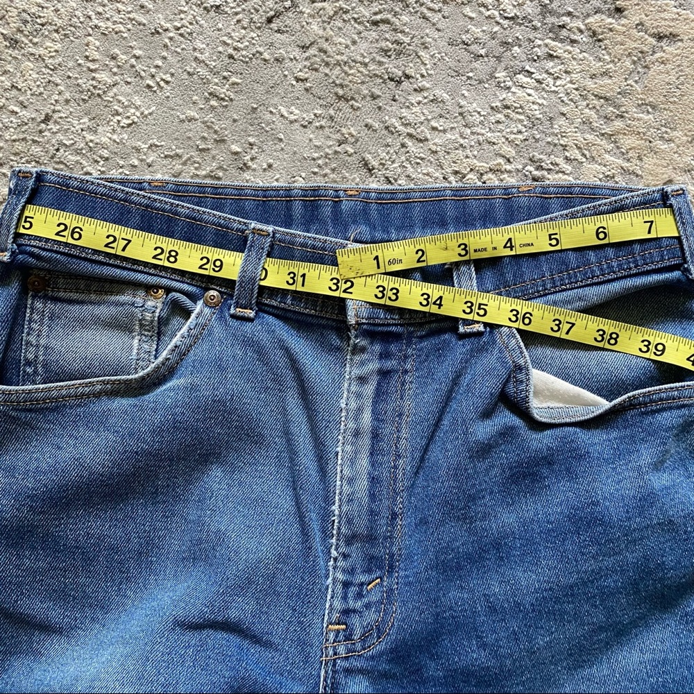 Levi’s Orange Tab Jeans 32 Vintage with a Skoosh More Comfort - Picture 6 of 13